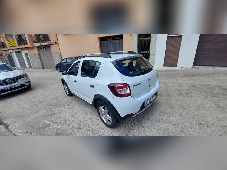 Dacia Sandero Stepway 1.5 dci 90cv foto 10